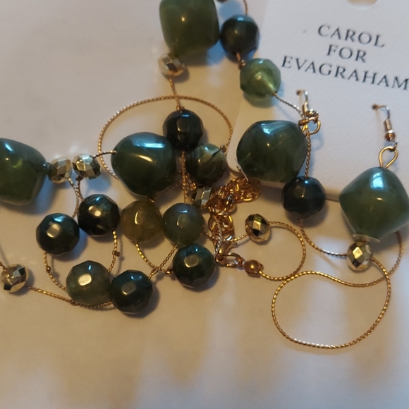 New Necklace & matching Earrings. 2021 - Picture 5 of 5